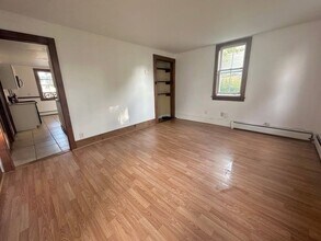 14 Broad St in Somersworth, NH - Building Photo - Building Photo