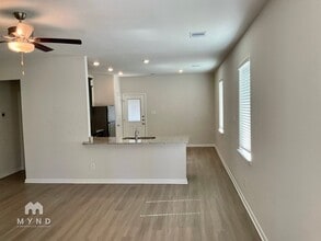 15442 Maple Ter Dr in Conroe, TX - Building Photo - Building Photo