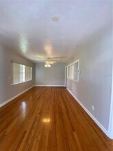 1044 N Bumby Ave in Orlando, FL - Building Photo - Building Photo