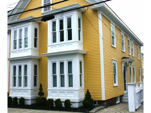 44 Dennett St in Portsmouth, NH - Building Photo - Building Photo