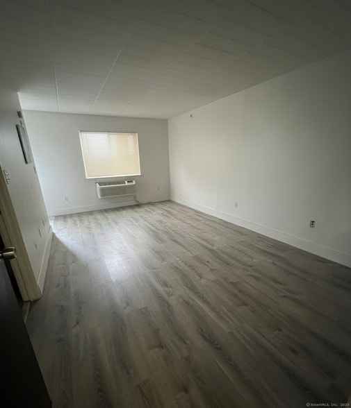 property at 1575 Boston Ave