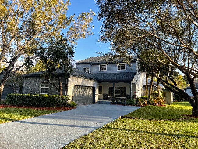 6546 Windsor Dr in Parkland, FL - Building Photo - Building Photo