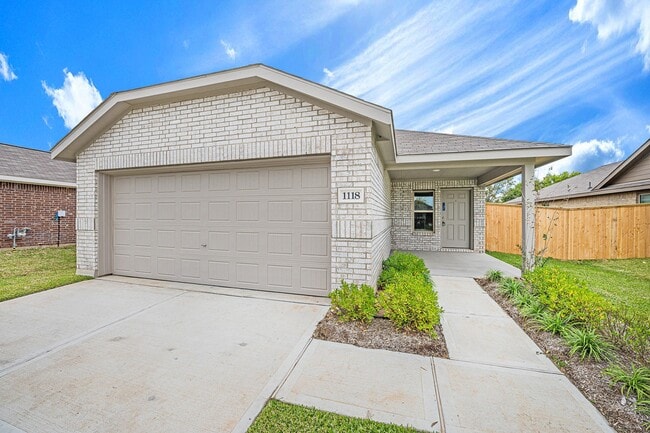 property at 1118 Millers Pass Dr