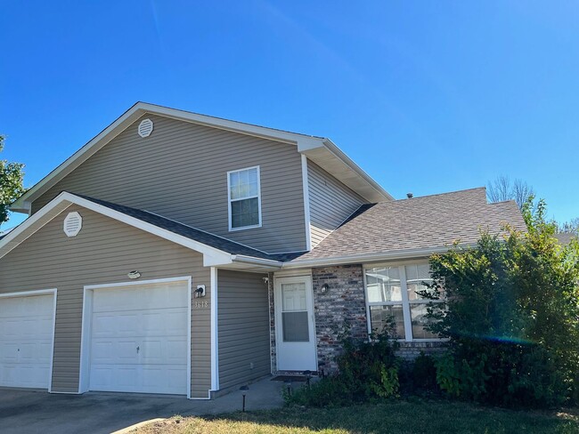 3616-3618 Pimlico Dr in Columbia, MO - Building Photo - Building Photo