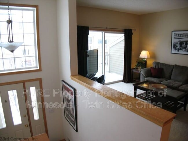 property at 2328 Eagle Trace Ln