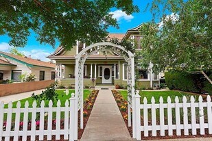 139 N Ivy Ave, Unit Ivy Main House in Monrovia, CA - Building Photo