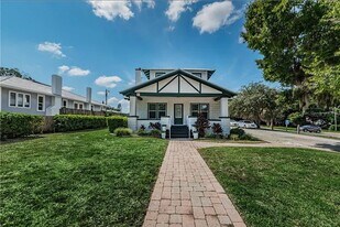 638 E Tarpon Ave in Tarpon Springs, FL - Building Photo