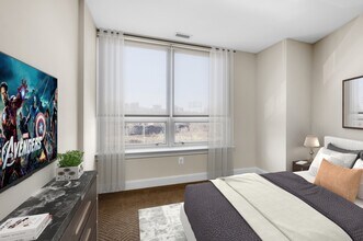 250 N Christopher Columbus Blvd, Unit 208 in Philadelphia, PA - Foto de edificio - Building Photo