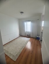 2119 1/2 S Beverly Glen Blvd, Unit 2119 beverly glen in Los Angeles, CA - Building Photo - Building Photo