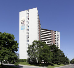 Willowridge Towers in Toronto, ON - Building Photo - Building Photo