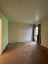 5412 Claremont Ave in Oakland, CA - Foto de edificio - Building Photo