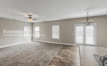 5860 Cheshire Cove Trail in Mc Calla, AL - Foto de edificio - Building Photo