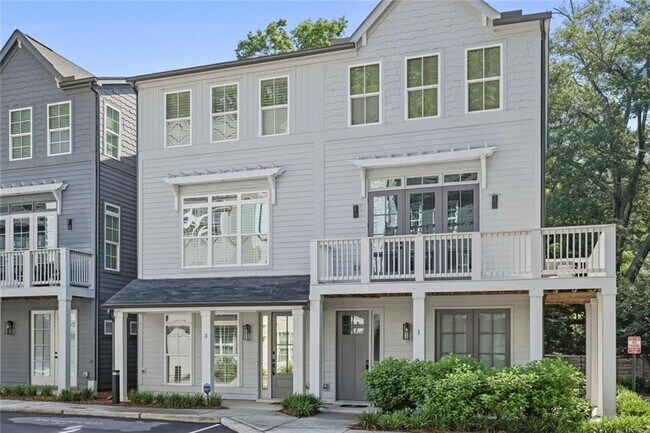 property at 3 Becker Pl NW