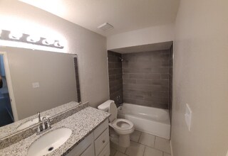 730 Memorial Mews St in Houston, TX - Building Photo - Building Photo