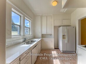 1320 1/2-1317 N Stanley Ave in Los Angeles, CA - Building Photo - Building Photo