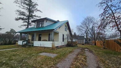 508 1st St W in Polson, MT - Building Photo - Building Photo