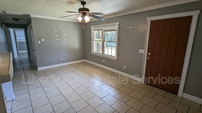 214 Honey Ln Cir in Hinesville, GA - Building Photo - Building Photo