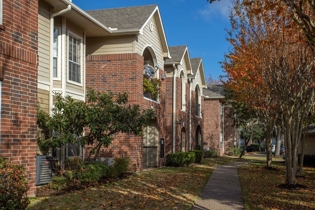 Broadstone New Territory Sugar Land, TX Apartments