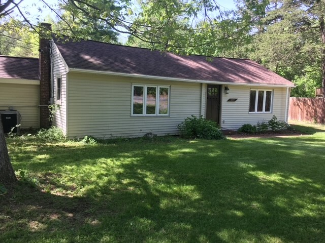 219 Fawn Rd in Saugerties, NY - Foto de edificio - Building Photo