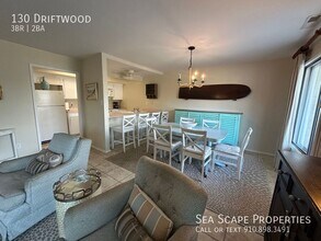 130 Driftwood Ct in Wrightsville Beach, NC - Building Photo - Building Photo