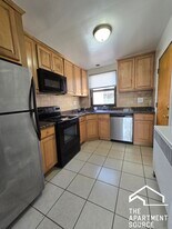 7324 N Ridge Blvd, Unit 3E in Chicago, IL - Building Photo