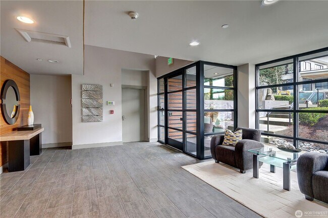 302 5th Ave in Kirkland, WA - Building Photo - Building Photo