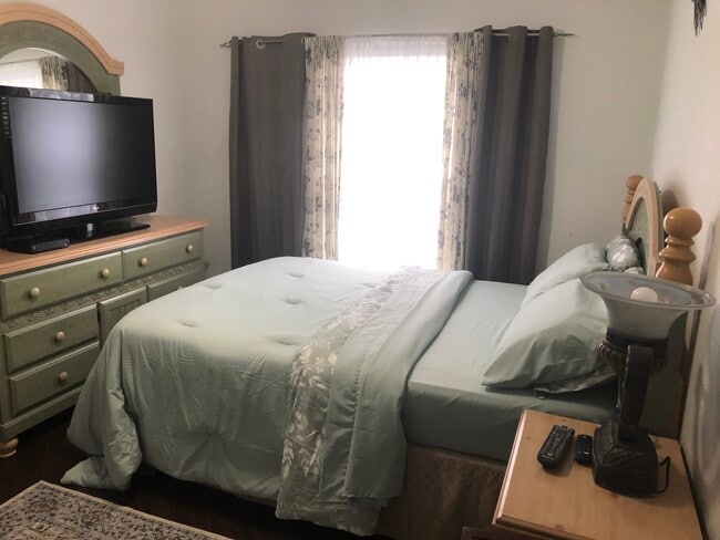 property at 554 Kilimanjaro Dr