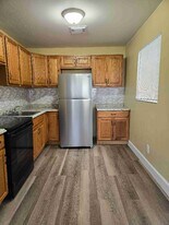 716 SW 9th St, Unit 4 in Dania Beach, FL - Building Photo