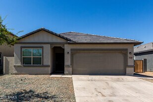 5722 W Coplen Farms Rd in Phoenix, AZ - Building Photo