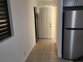 5383 Manauwea St in Honolulu, HI - Building Photo - Building Photo