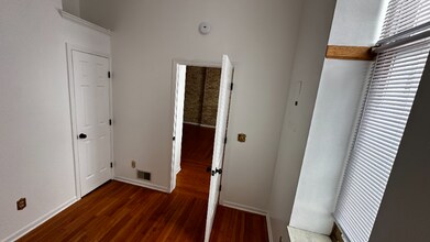 201 N Hamilton St in Saginaw, MI - Foto de edificio - Building Photo