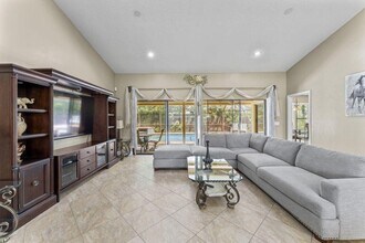 13679 Callington Dr in Wellington, FL - Building Photo - Building Photo