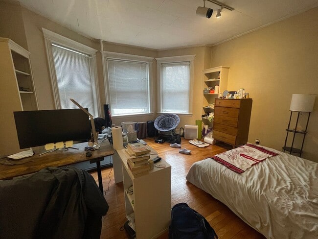 12 Euston St in Brookline, MA - Building Photo - Building Photo