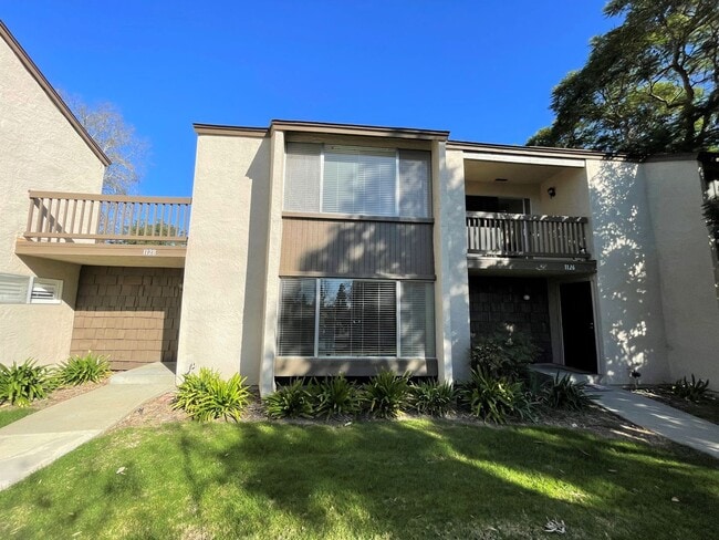 1128 Okapi Ln in Ventura, CA - Building Photo - Building Photo