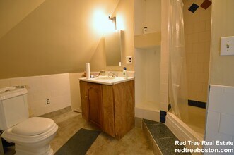 305 Central St in Auburndale, MA - Building Photo - Building Photo