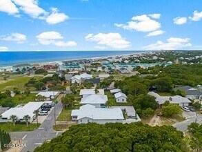 17842 Lynn St in Panama City Beach, FL - Building Photo - Building Photo