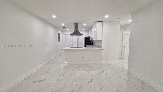 1825 Scott St in Hollywood, FL - Building Photo - Building Photo