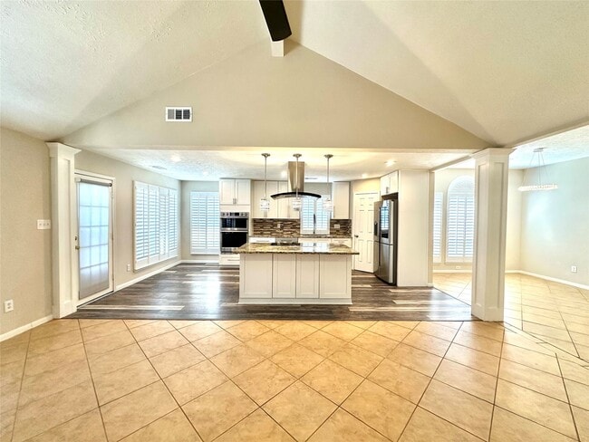 519 Promenade Blvd