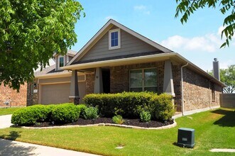 812 Dove Cv in Argyle, TX - Building Photo - Building Photo