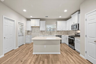 1156 Autumn Heather Dr in Austin, TX - Building Photo - Building Photo