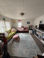 13 Prince St in Red Hook, NY - Building Photo