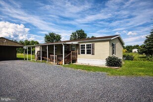3073 Table Rock Rd in Biglerville, PA - Building Photo