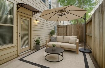 2370 Bastrop St in Houston, TX - Building Photo - Building Photo