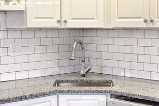 57 W Seventh St in Boston, MA - Building Photo - Building Photo