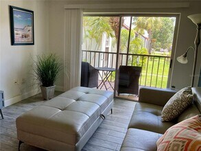 3213 S Beneva Rd in Sarasota, FL - Building Photo - Building Photo