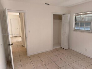 4401 N Australian Ave in West Palm Beach, FL - Building Photo - Building Photo