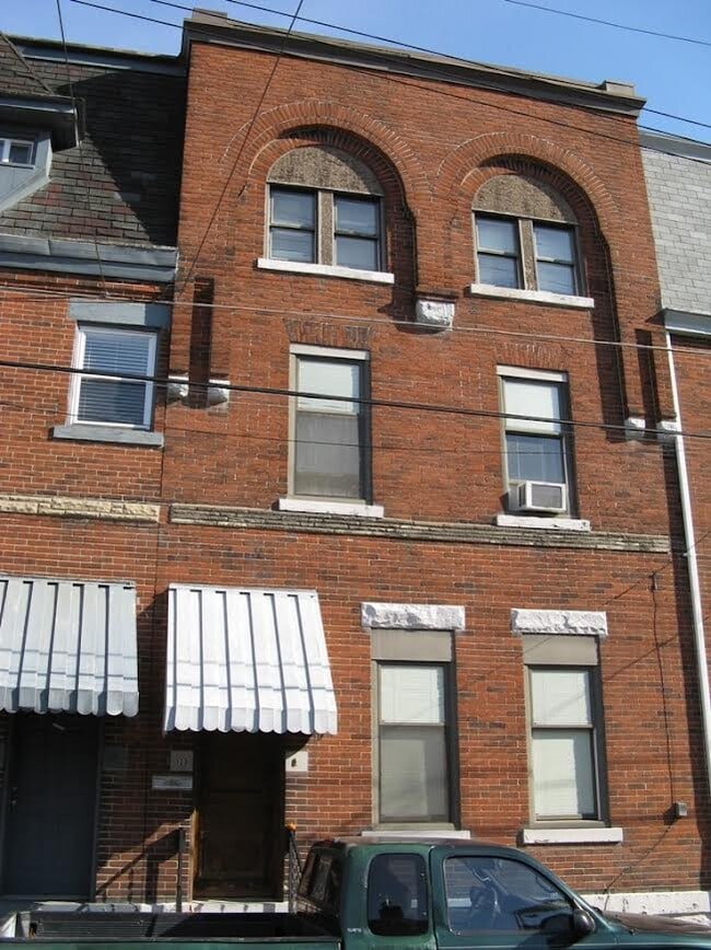 property at 123 S 16th St