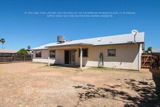 3229 W Bluefield Ave in Phoenix, AZ - Building Photo - Building Photo
