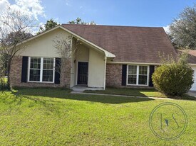 21 Woody Ct in Hinesville, GA - Building Photo