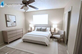 409 E Fairfield St, Unit B in Mesa, AZ - Foto de edificio - Building Photo